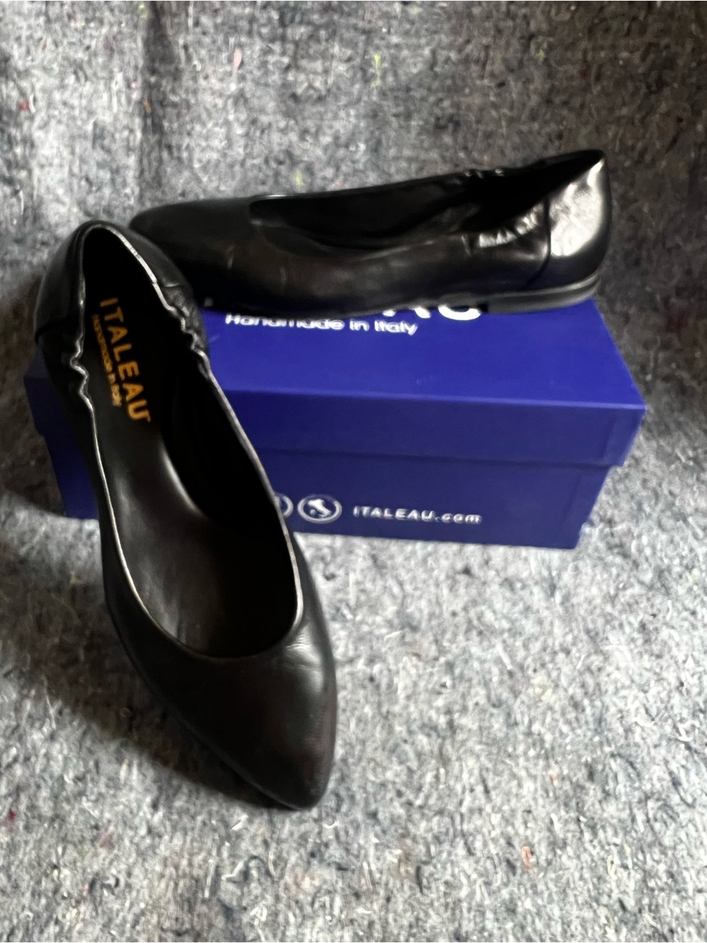 Italeau Black Leather Pointed Ballet Flats